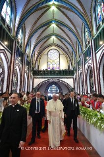 20-Apostolic Journey to Myanmar: Holy Mass with the youth