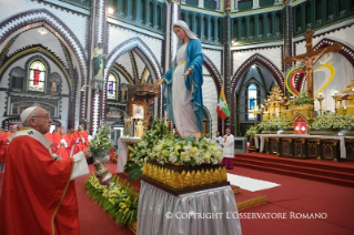 22-Apostolische Reise nach Myanmar: Eucharistiefeier mit Jugendlichen