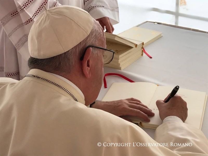 23-Voyage apostolique au Myanmar : Messe