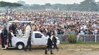 2-Voyage apostolique au Myanmar : Messe