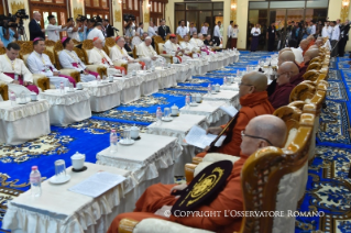 0-Viaggio Apostolico in Myanmar: Incontro con il Consiglio Supremo &#x201c;Sangha&#x201d; dei Monaci buddisti