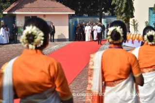 4-Apostolic Journey to Bangladesh: Meeting with Priests, Religious and Consecrated Men and Women, Seminarians and Novices 