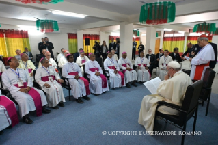 4-Apostolic Journey to Bangladesh: Meeting with the Bishops of Bangladesh