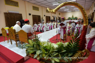 6-Viaje apostólico a Myanmar: Encuentro con los obispos del país