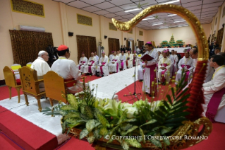 6-Voyage apostolique au Myanmar : Rencontre avec les &#xe9;v&#xea;ques du Myanmar