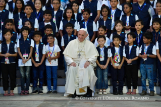 17-Viaje apostólico a Myanmar: Encuentro con los obispos del país