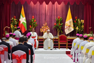 18-Apostolische Reise nach Myanmar: Begegnung mit den Bischöfen 