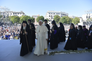 11-Visita a Bari: Encuentro de oración