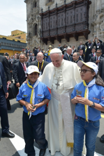 8-Apostolic Journey to Chile and Peru: Recitation of the Angelus Prayer