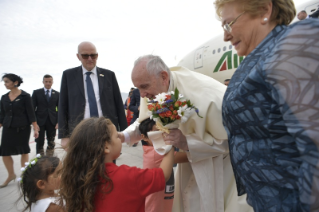 1-Apostolic Journey to Chile: Welcome ceremony