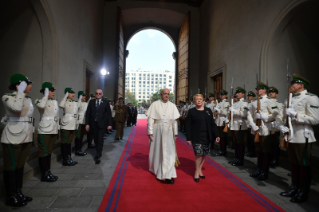 3-Viaggio Apostolico in Cile: Incontro con le Autorit&#xe0;, con la Societ&#xe0; civile e con il Corpo Diplomatico  