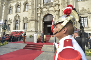 0-Apostolische Reise nach Peru: Begegnung mit Vertretern der Regierung und des öffentlichen Lebens sowie mit dem Diplomatischen Korps 