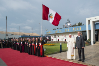 7-Apostolic Journey to Peru: Welcome Ceremony 