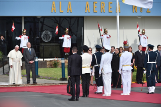 6-Viaje apostólico a Perú: Ceremonia de bienvenida