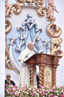 6-Voyage apostolique au P&#xe9;rou : Celebration mariale en l'honneur de la Vierge de la Porte