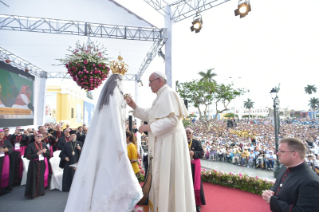 12-Viaje apost&#xf3;lico a Per&#xfa;: Celebraci&#xf3;n Mariana en honor de la Virgen de la Puerta