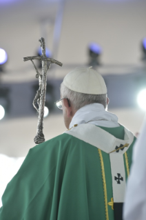 15-Apostolic Journey to Peru: Holy Mass 