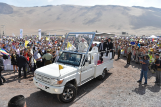 9-Apostolic Journey to Chile: Holy Mass 