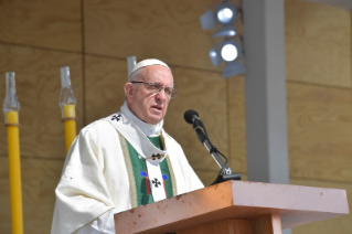 11-Apostolic Journey to Chile: Holy Mass