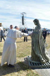 7-Apostolic Journey to Chile: Holy Mass