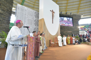 2-Apostolic Journey to Peru: Meeting with indigenous people of the Amazon Region 
