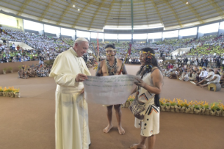 10-Apostolic Journey to Peru: Meeting with indigenous people of the Amazon Region 