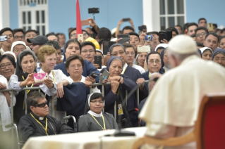 4-Apostolic Journey to Peru: Meeting with the Priests, Religious Men and Women and Seminarians of the Ecclesiastical Provinces of Northern Peru