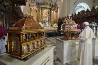 6-Apostolic Journey to Peru: Prayer in front of the relics of the Peruvian Saints 