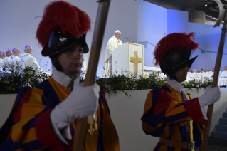 11-Ecumenical Pilgrimage to Geneva: Holy Mass in the Palexpo