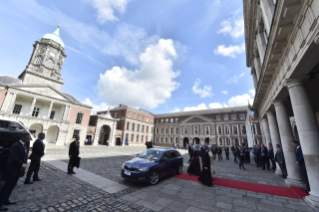0-Viaje apostólico a Irlanda: Encuentro con las autoridades, la sociedad civil y el cuerpo diplomático