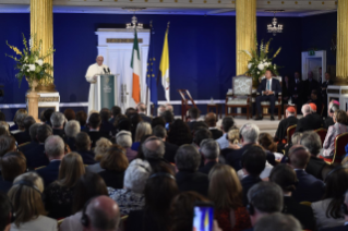 2-Viagem Apostólica à Irlanda: Encontro com as Autoridades, a Sociedade Civil e o Corpo Diplomático