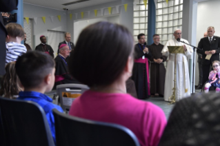 8-Viaggio Apostolico in Irlanda: Visita al Centro di accoglienza per Famiglie senzatetto