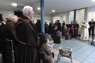 19-Visita al centro de acogida para familias sin hogar