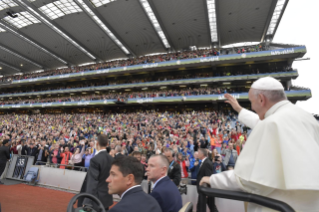 0-Voyage apostolique en Irlande: Fête des Familles