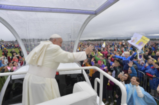 1-Apostolic Visit to Ireland: Holy Mass