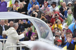 13-Apostolic Visit to Ireland: Holy Mass