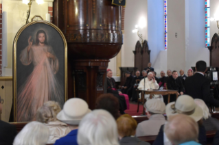 4-Apostolic Journey to Latvia: Visit to the catholic Saint James’ Cathedral 