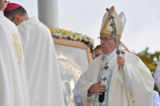 0-Apostolic Journey to Latvia: Holy Mass 