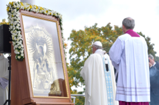 9-Viaje apost&#xf3;lico a Letonia: Santa Misa