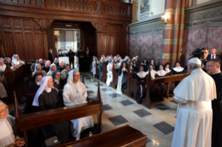 12-Apostolische Reise nach Litauen: Begegnung mit Priestern, Ordensleuten und Seminaristen 