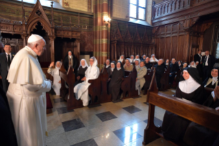 10-Viagem Apost&#xf3;lica &#xe0; Litu&#xe2;nia: Encontro com os Sacerdotes, Religiosos, Consagrados e Seminaristas 