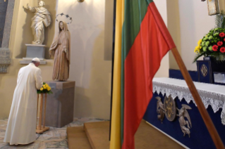 23-Apostolische Reise nach Litauen: Begegnung mit den Jugendlichen 