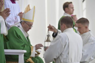 6-Apostolic Journey to Lithuania: Holy Mass 