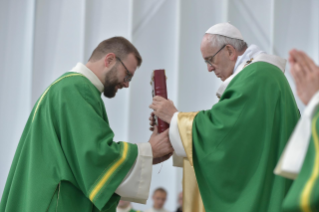 12-Voyage apostolique en Lituanie : Messe