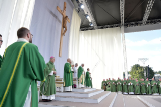 14-Apostolic Journey to Lithuania: Holy Mass 