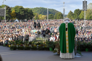 18-Viaggio Apostolico in Lituania: Santa Messa  