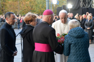 25-Apostolic Journey to Lithuania: Visit and prayer in the Museum of Occupations and Freedom Fights