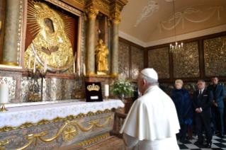 11-Apostolic Journey to Lithuania: Visit to the Mater Misericordiae Shrine