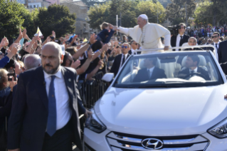 1-Pastoralbesuch in der Diözese Piazza Armerina: Begegnung mit den Gläubigen