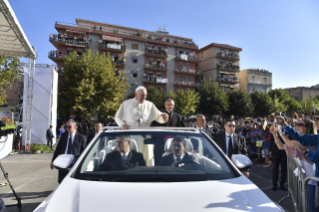 7-Pastoralbesuch in der Diözese Piazza Armerina: Begegnung mit den Gläubigen